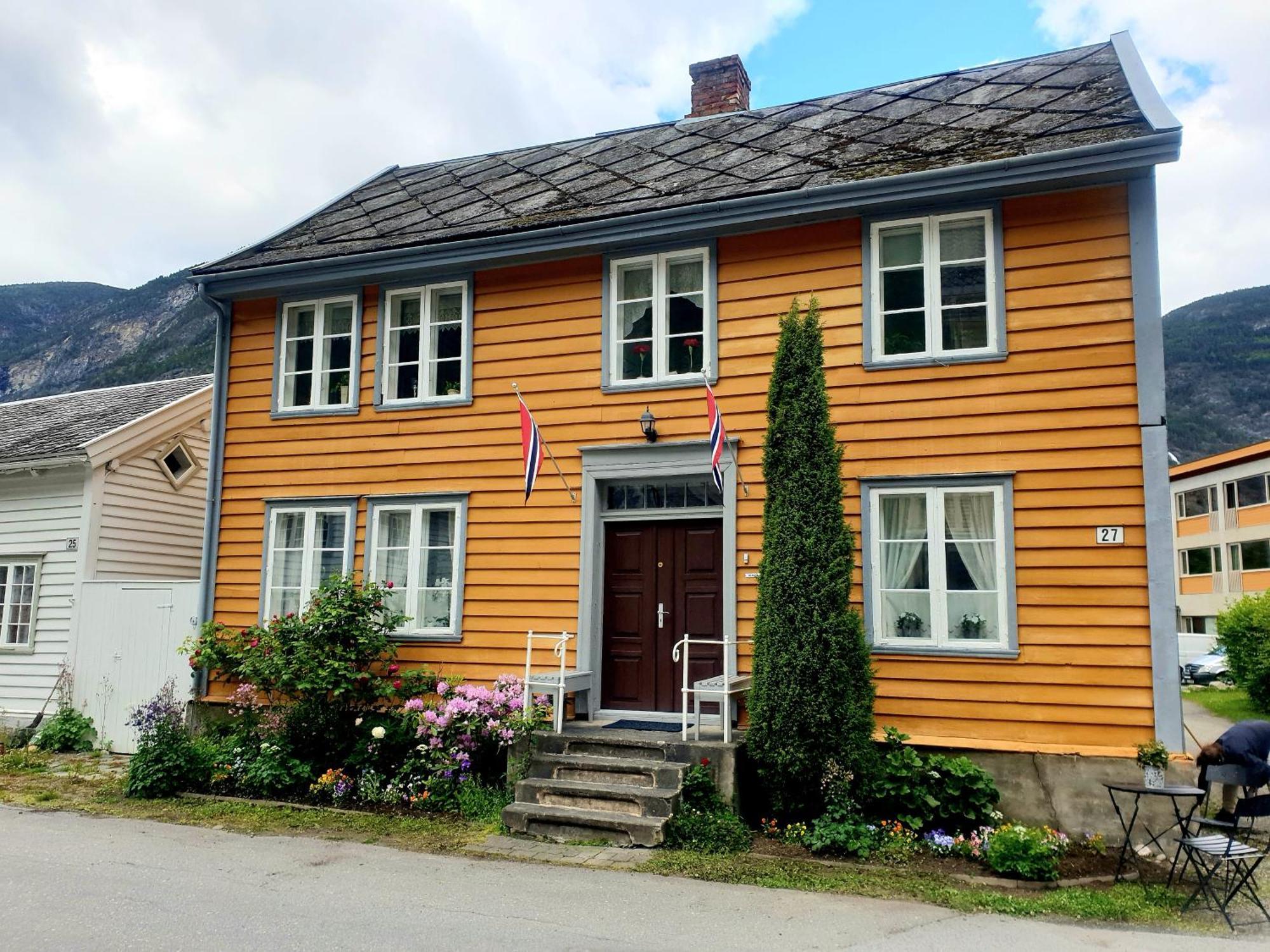 Villa Kvammehuset Pa Gamle Lærdalsøyri Esterno foto